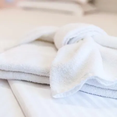 מלון דירות La 4*