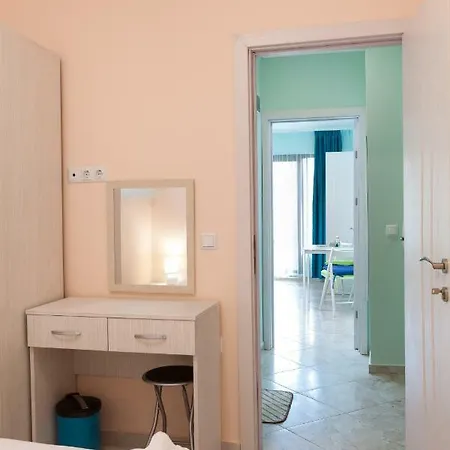 La מלון דירות