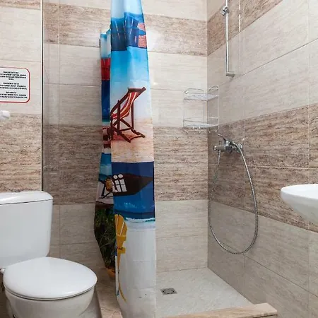 La מלון דירות צרבו