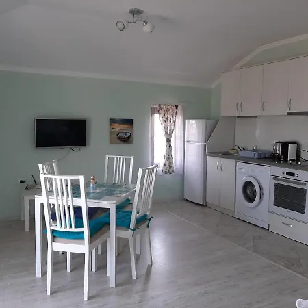 La شقة فندقية 4*