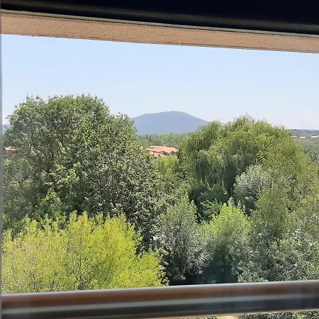 La 4* تساريفو