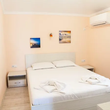 La Aparthotel Tsarevo