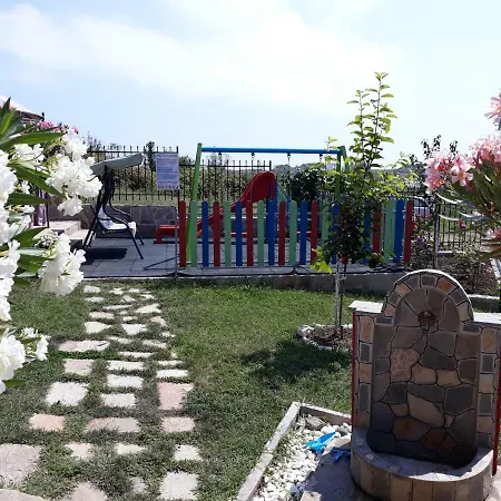 La Aparthotel Tsarevo